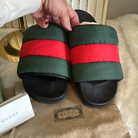 NWT. Women’s Gucci Sideline Puffer Web Slide! - Picture 4 of 4